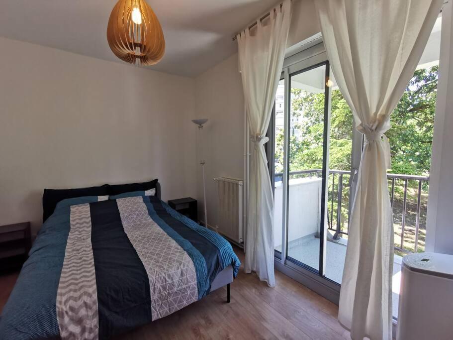 Cosy Apartment At Merignac-Centre Екстериор снимка